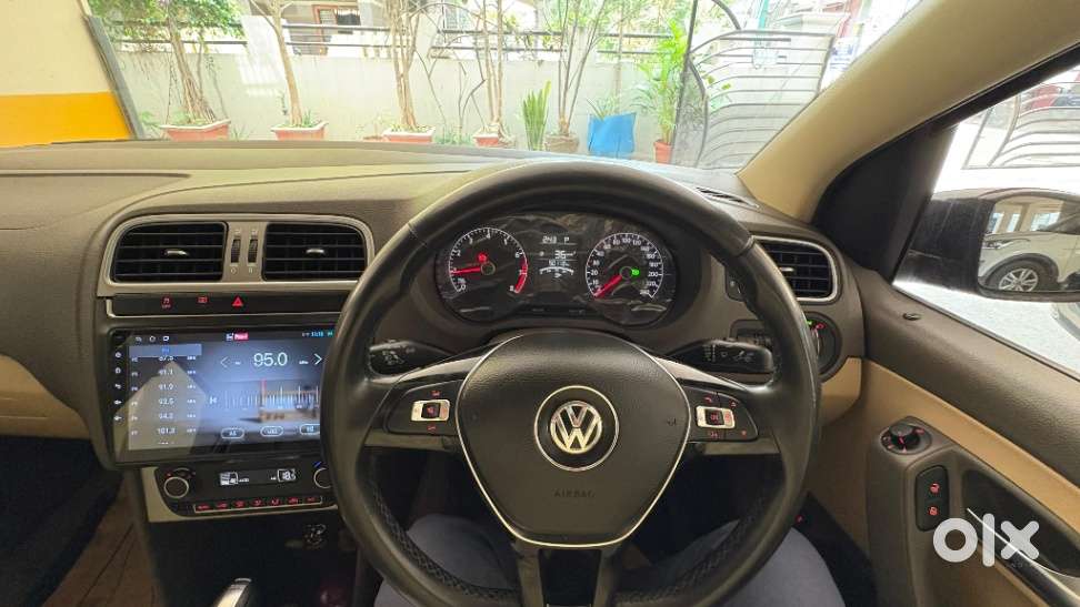 Volkswagen Vento 1.2 Tsi Highline Plus At, 2018, Petrol