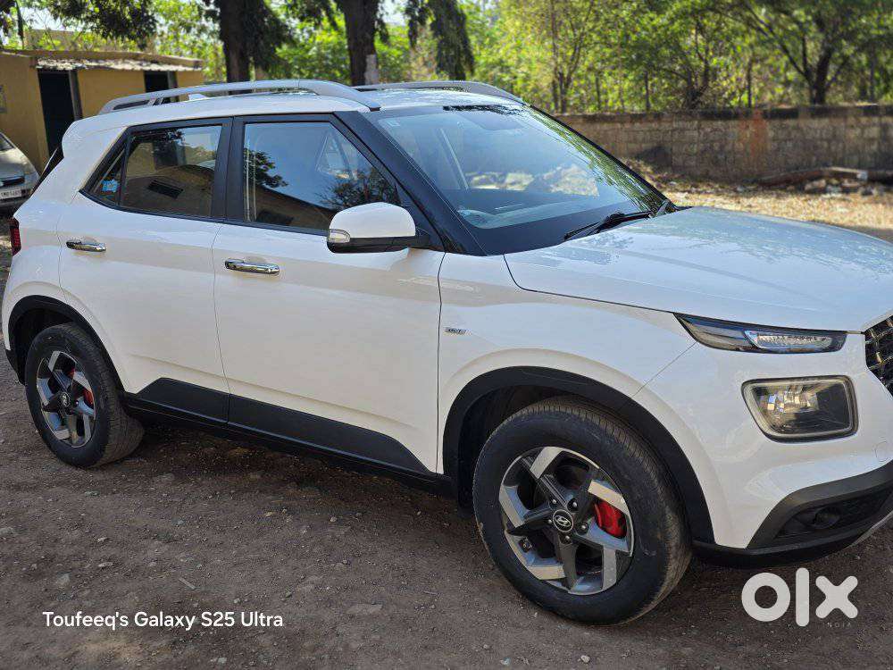 Hyundai Venue S Turbo Dct, 2020, Petrol