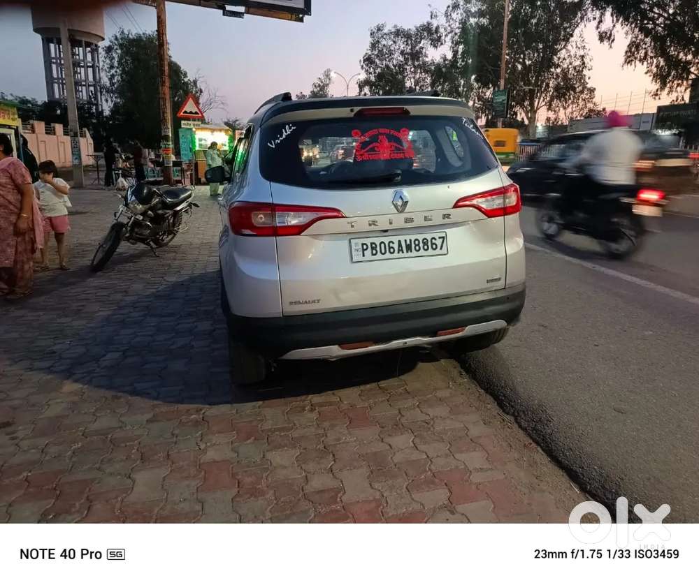 Renault Triber 1.0 Rxz 2019 Reg 2020 Sunroof And Cng Engine Bilkul Ok.