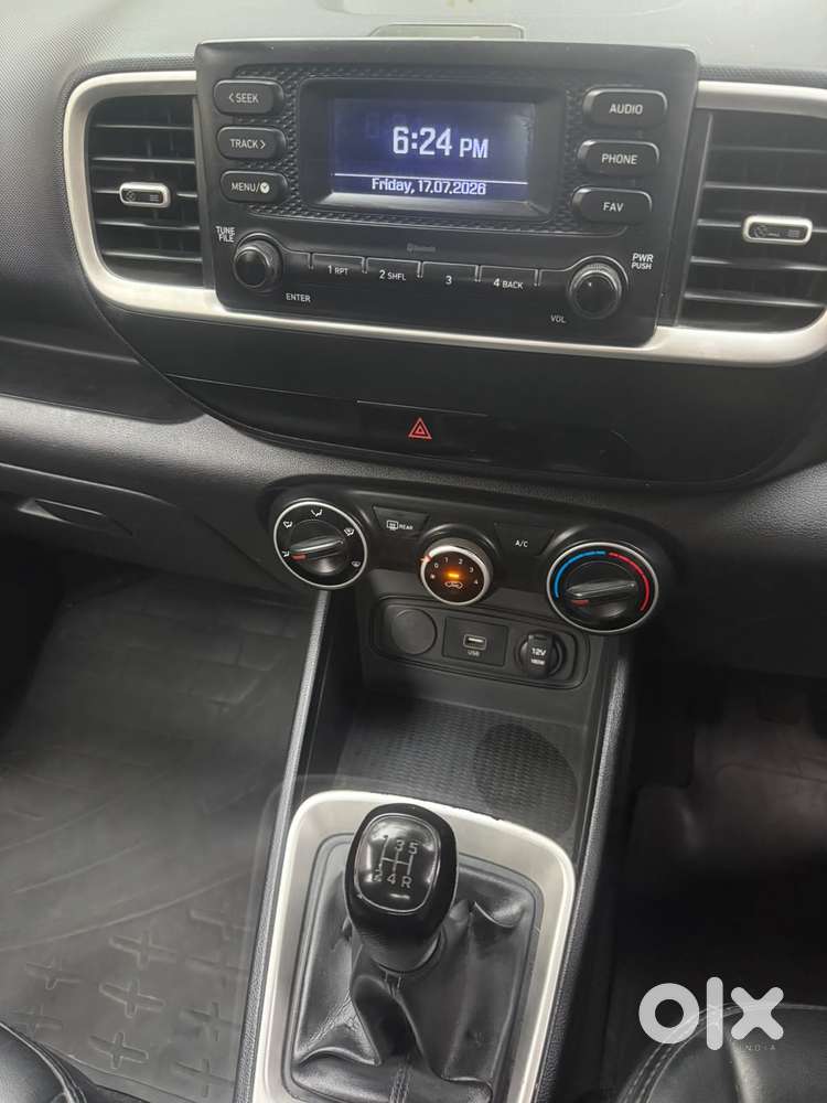 Hyundai Venue S 1.2 Petrol, 2019, Petrol