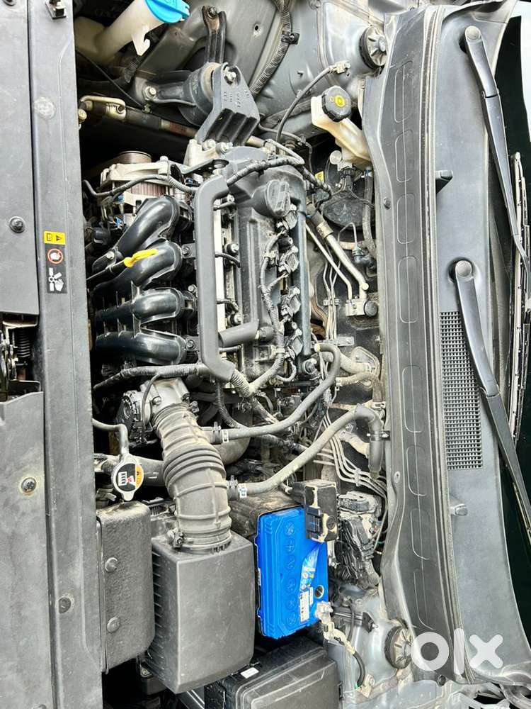 2022 Hyundai Venue Petrol Manual 70000 Km Driven