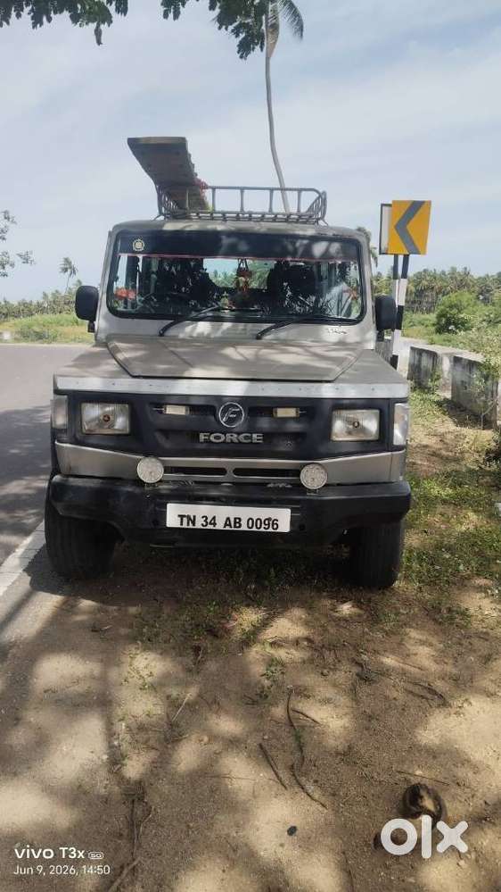 Force Motors Trax Cruiser 12 Str Ac, 2018, Diesel