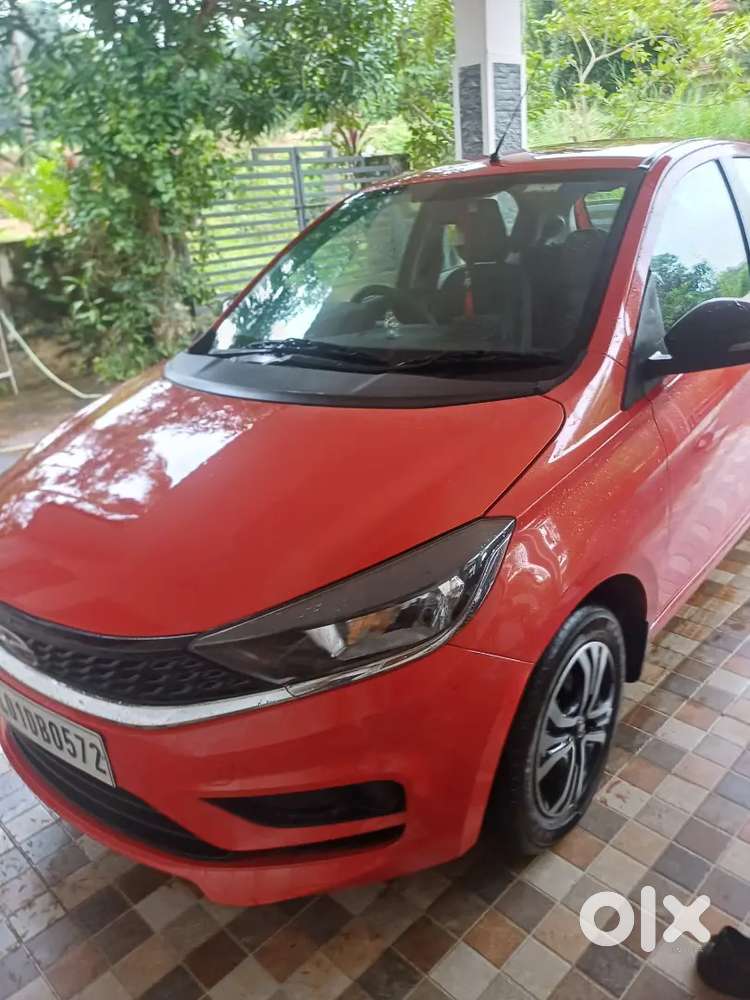 Tata Tiago 2024 Petrol Well Maintained