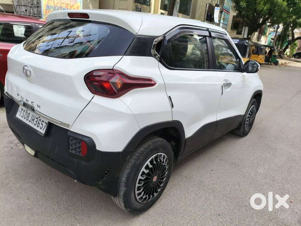 Tata Punch Adventure Amt, 2022, Petrol