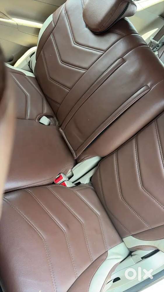Maruti Suzuki Ertiga 1.5 Vxi 2024