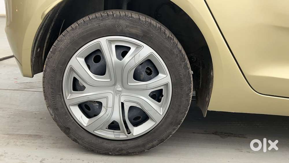 Tata Altroz 1.2 Xm Plus, 2021, Petrol