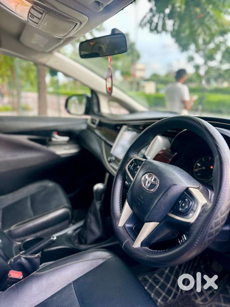 Toyota Innova Crysta 2.4 Z 7 Str, 2017, Diesel