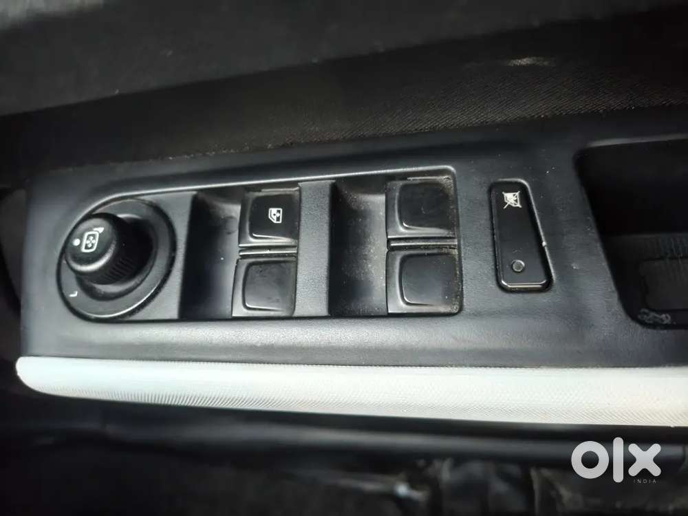 2023 Tata Punch Dazzle Accomplished Sunroof Cng