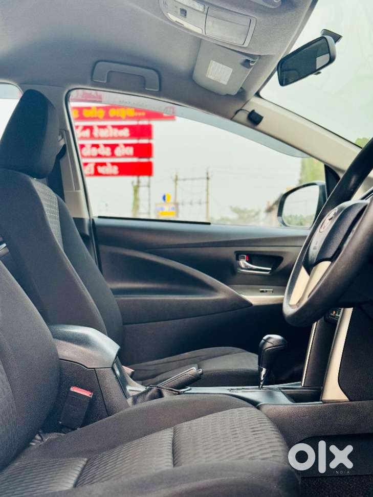 Toyota Innova Crysta G 8 Str, 2017, Diesel