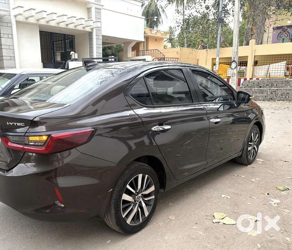 Honda City 1.5 V 5th Gen I-vtec Mt, 2022, Petrol