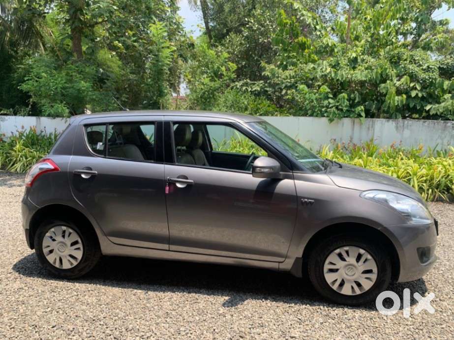 Maruti Suzuki Swift Vxi Optional, 2012, Petrol