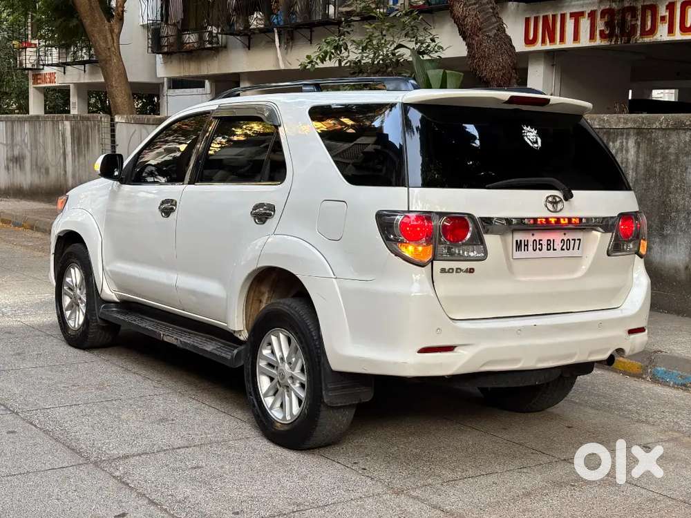 Toyota Fortuner 2012 4x2 Manual