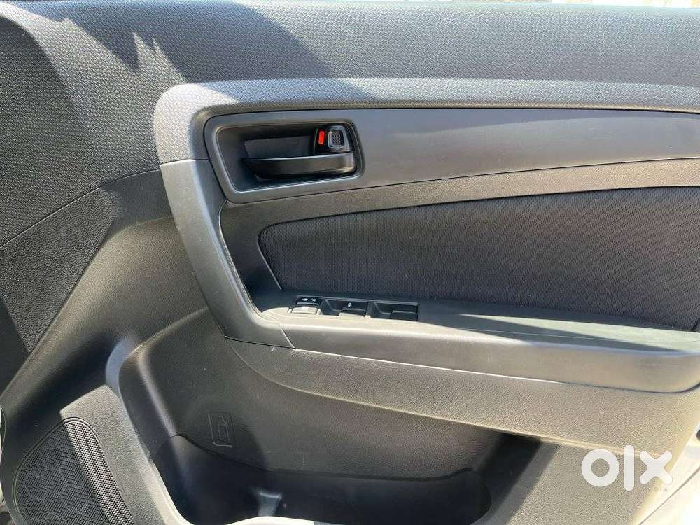 Maruti Suzuki Vitara Brezza Vdi (o), 2017, Petrol