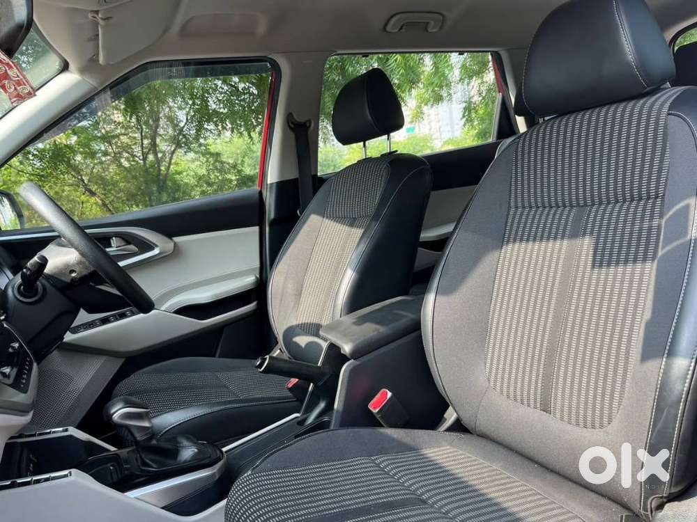 Kia Carens 1.4 Prestige Plus Turbo Dct 7 Str, 2023, Petrol