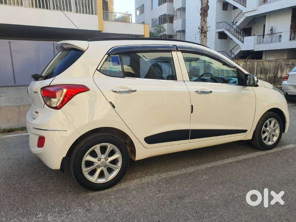 Hyundai Grand I10 1.2 Kappa Vtvt Asta (o) At, 2017, Petrol