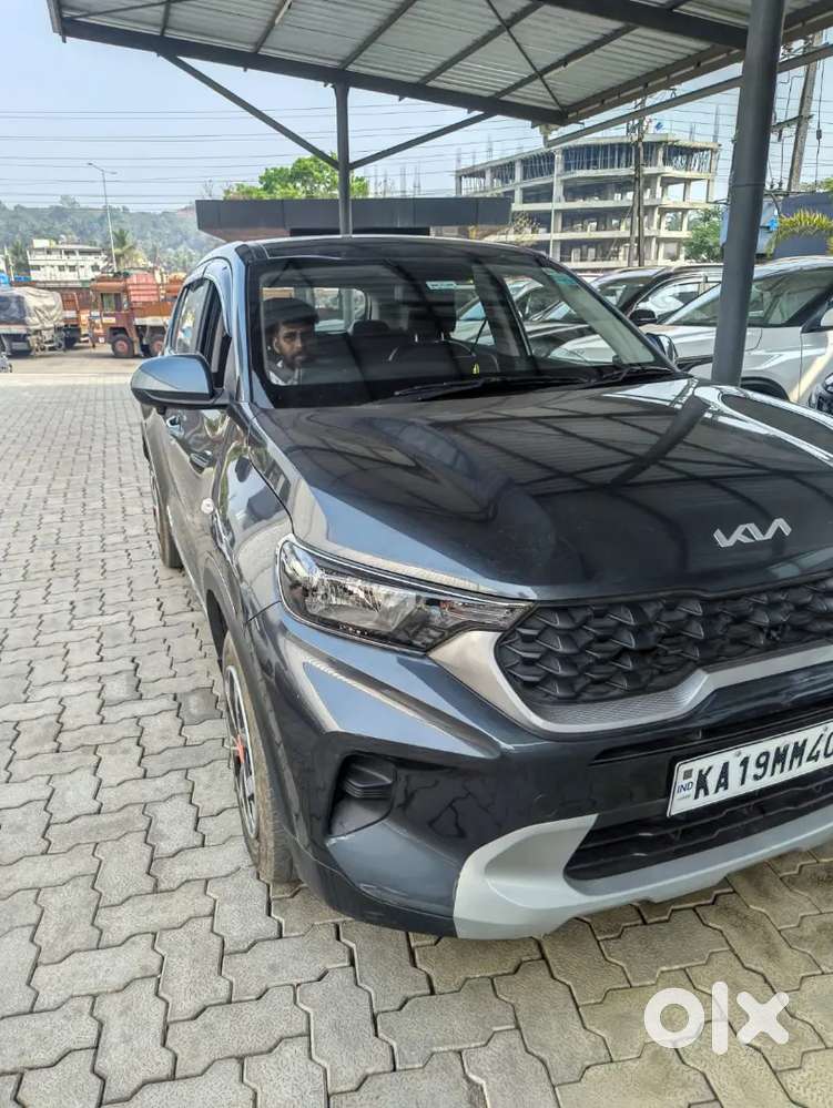Kia Sonet 2022 Petrol 22000 Km Driven Be