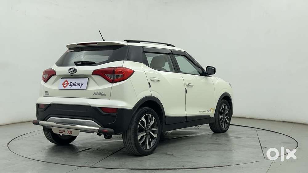 Mahindra Xuv300 W8 (o) 1.5 Diesel Amt, 2020, Diesel