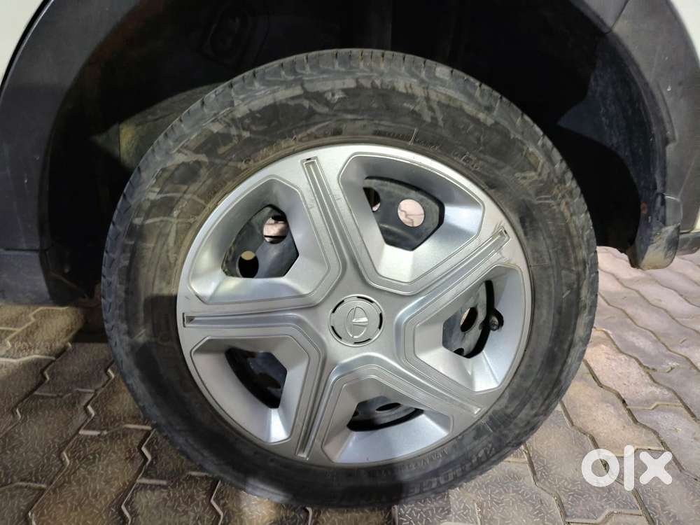 Tata Nexon 1.2 Revotron Xm, 2021, Petrol