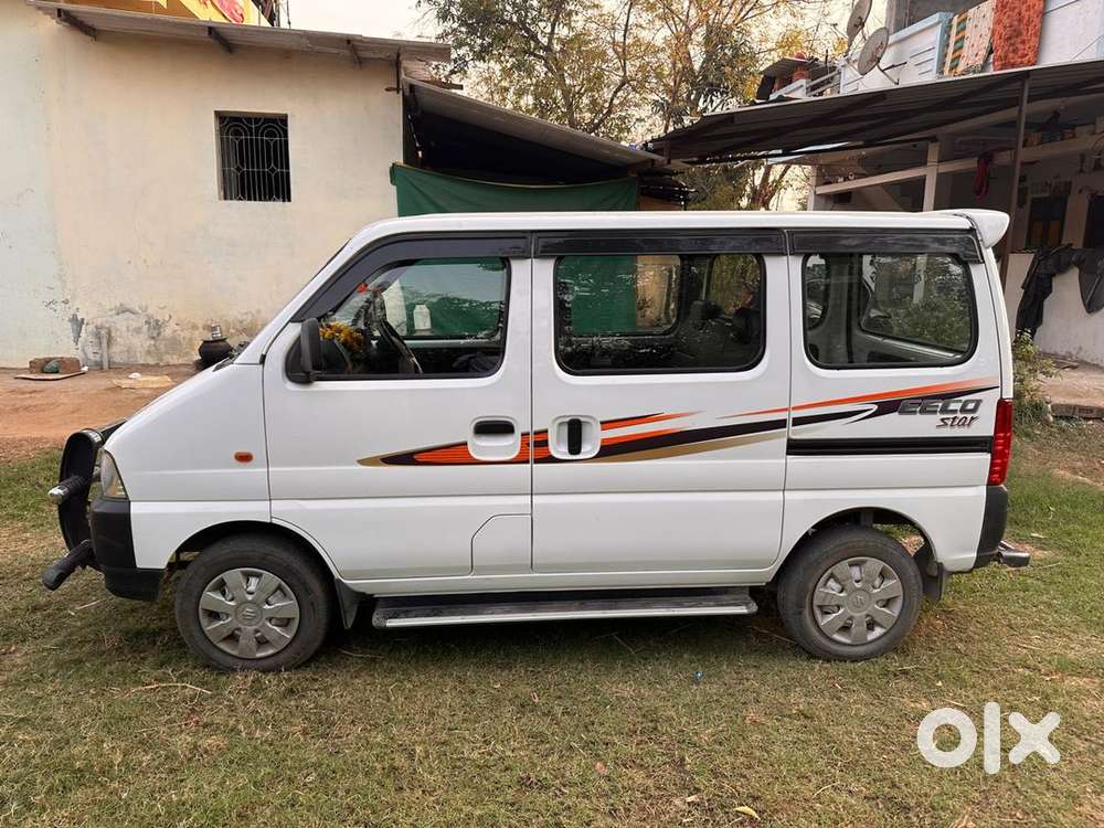 Maruti Suzuki Eeco Petrol 32000 Km Driven