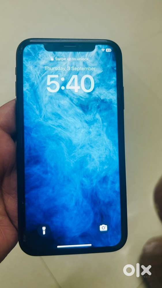 I want to sell my Black color Iphone XR 64gb