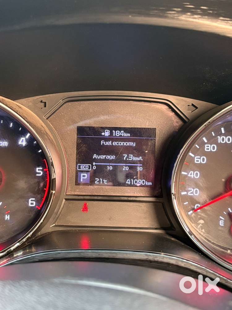 Kia Carnival 2.2at Premium 8s Diesel 2021