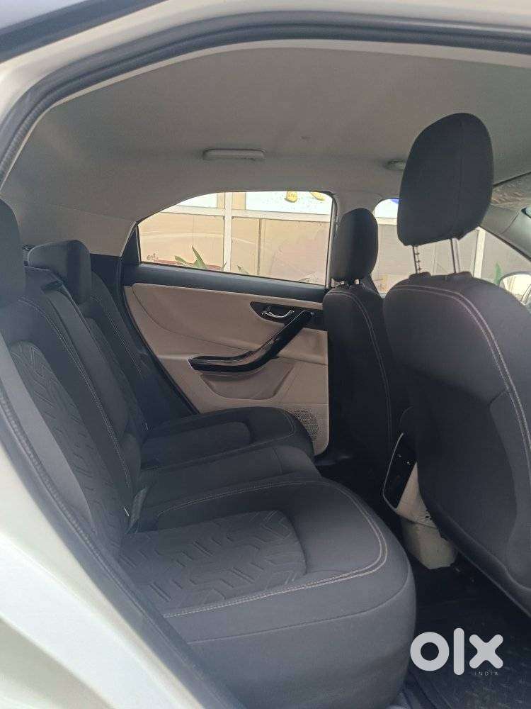 Tata Nexon 1.2 Revotron Xz Plus, 2023, Petrol