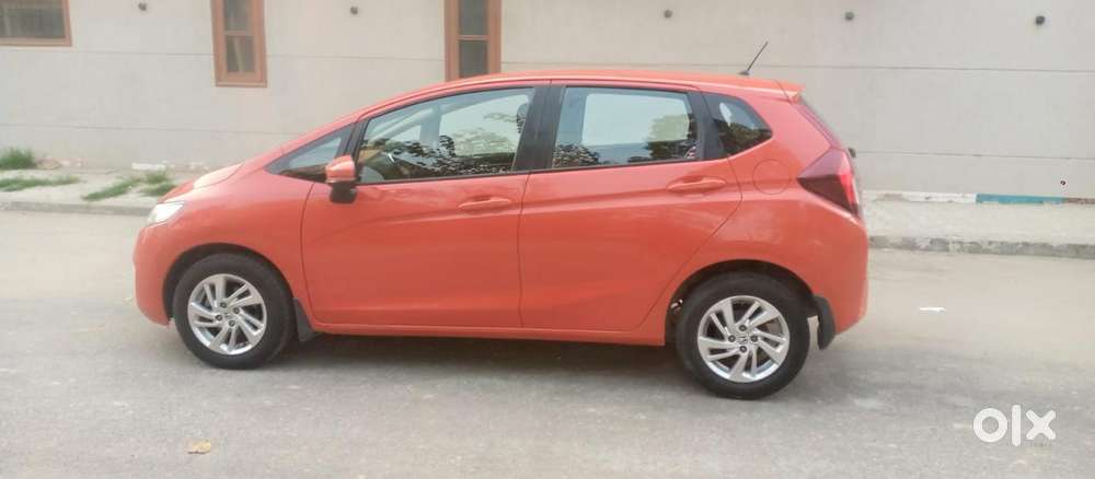 Honda Jazz V Automatic, 2015, Petrol