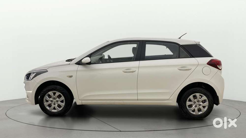 Hyundai Elite I20 Magna 1.4 At, 2017, Petrol