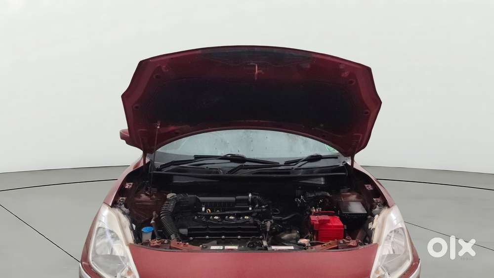 Maruti Suzuki Swift Dzire Amt Zxi, 2018, Petrol