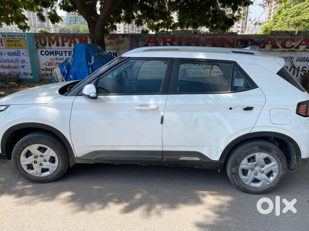 Hyundai Car Petrol 2022
