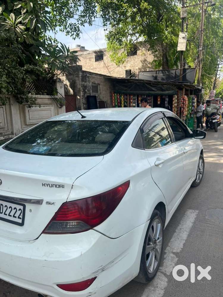 Hyundai Verna 2012 Petrol Well Maintained