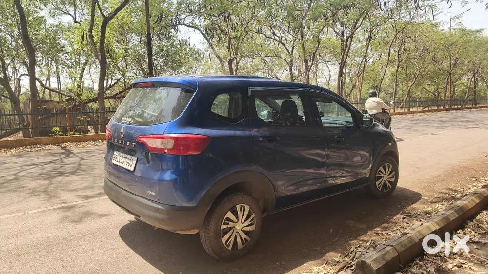 7 Seater Renault Triber 2021 Petrol