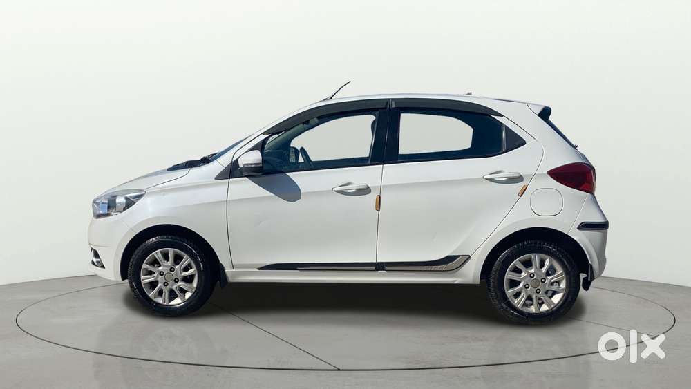 Tata Tiago 1.2 Revotron Xz, 2017, Petrol