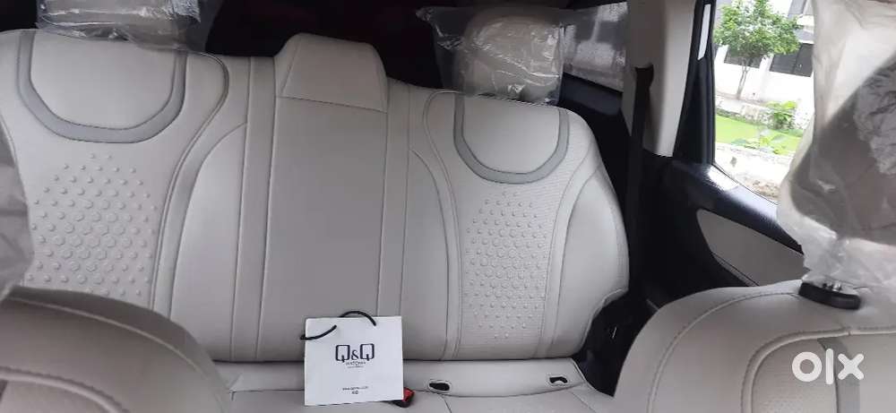Mahindra Xuv700 2022 Variant Petrol Manual