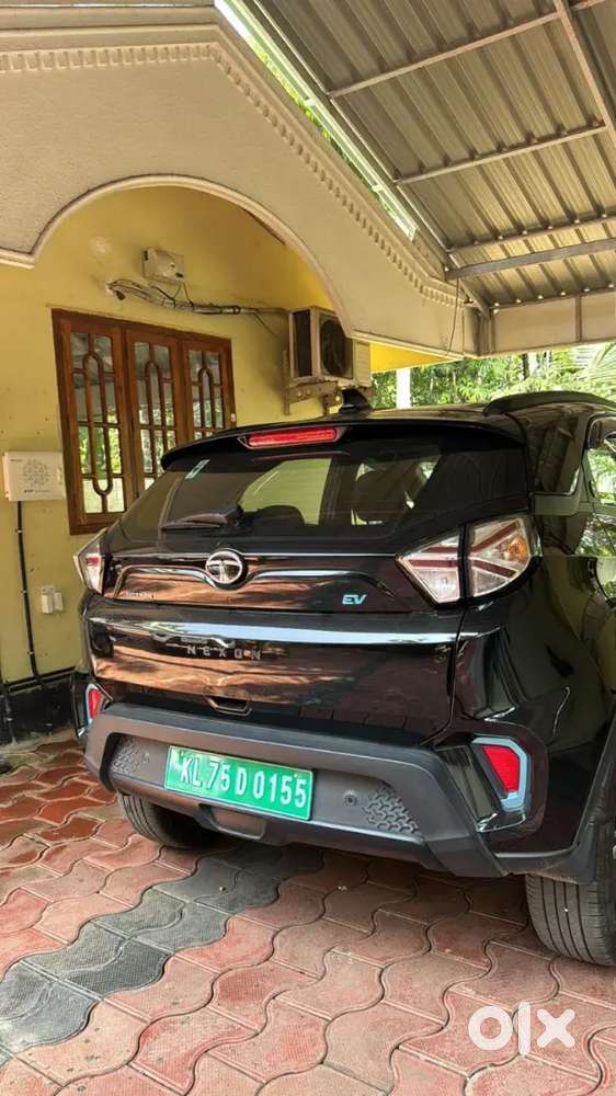 Tata Nexon Ev Max 2023 Dark Edition