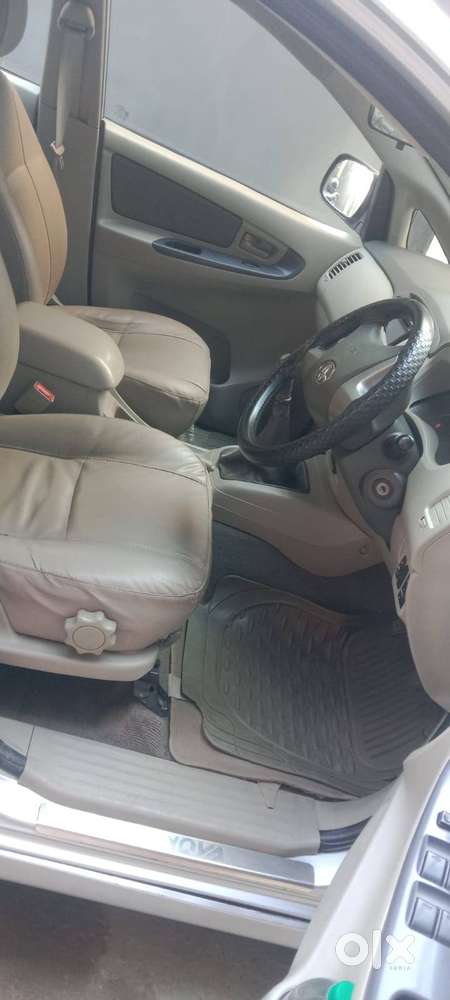 Innova Car Gx 7 Str