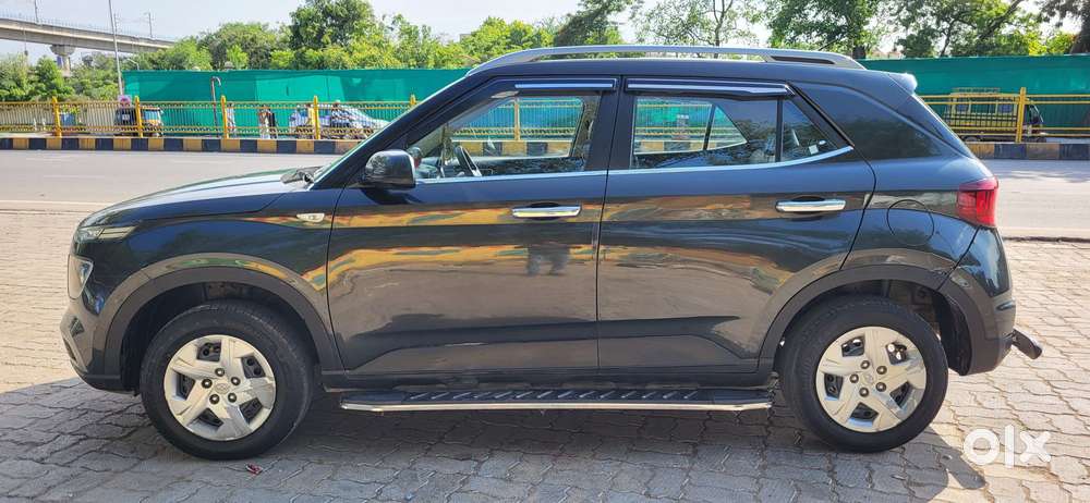 Hyundai Venue S Plus Mt 1.2 Kappa, 2021, Petrol