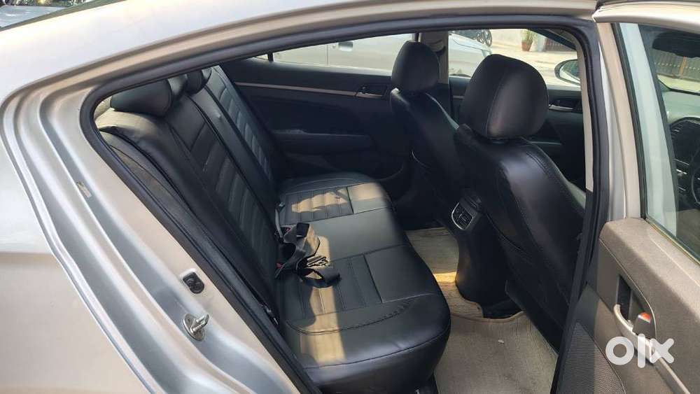Hyundai Elantra 1.6 Sx Option, 2017, Petrol