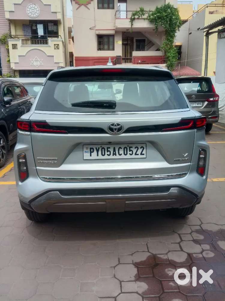 Toyota Urban Cruiser Hyryder 2026 Drive