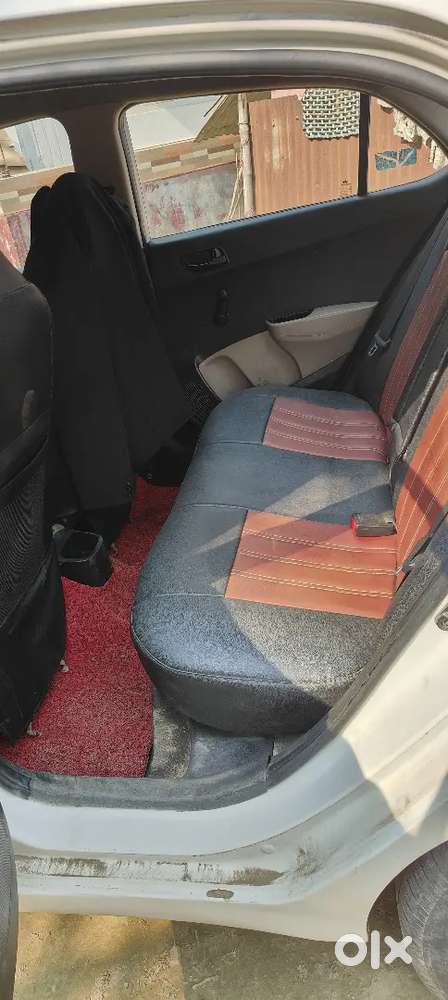 Hyundai Xcent 2015