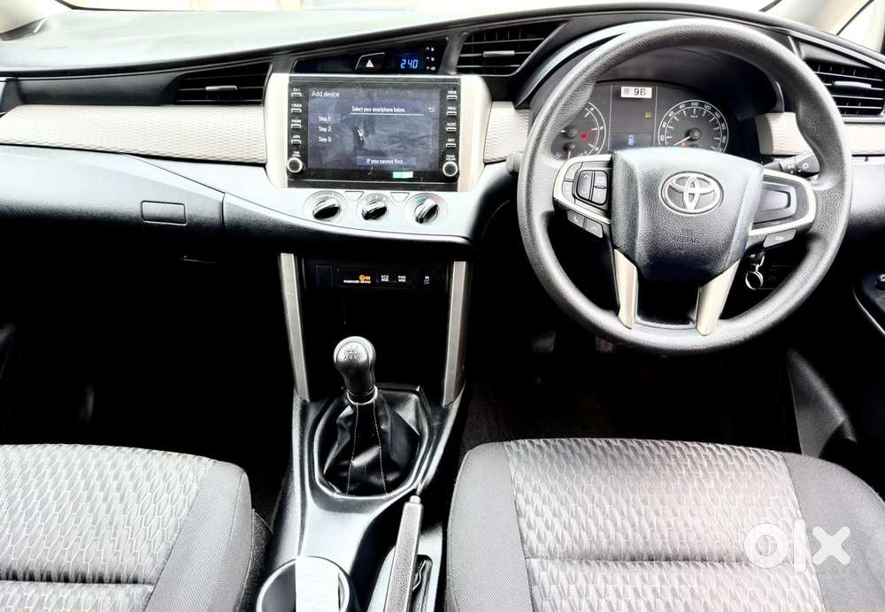 Toyota Innova Crysta [2020-ongoing] 2.4 Gx 7 Str, 2022, Diesel