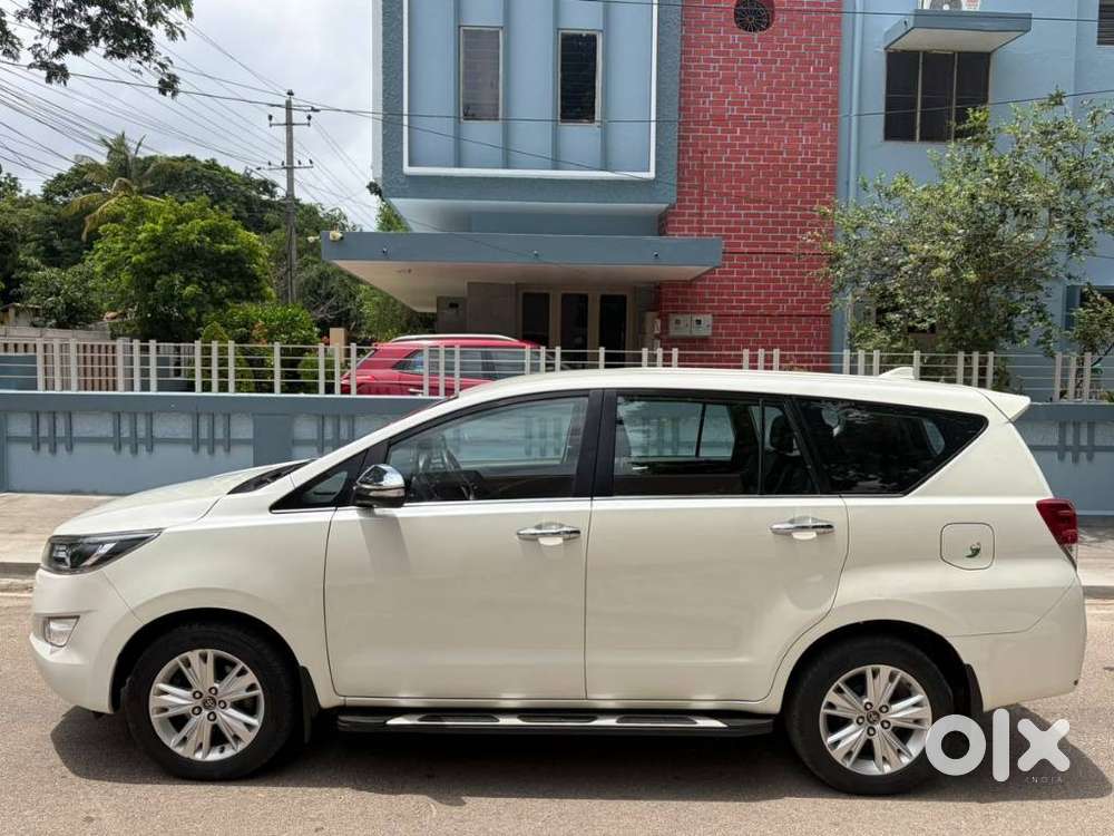 Toyota Innova Crysta 2.4 Z 7 Str, 2016, Diesel