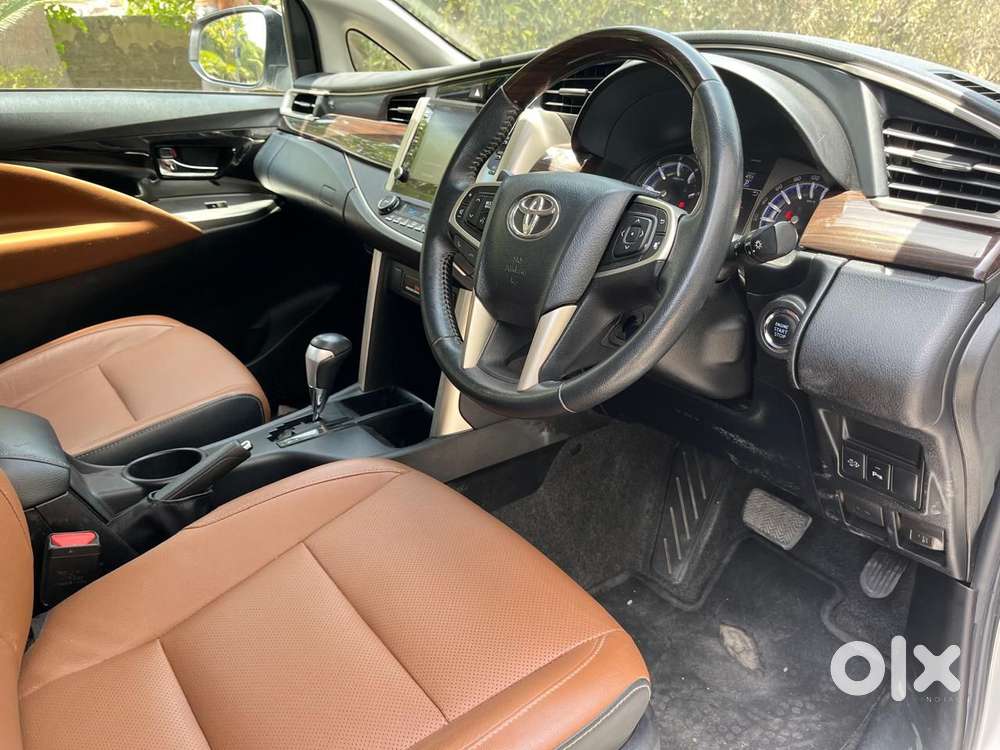 Toyota Innova Crysta [2020-ongoing] 2.4 Zx At 7 Str, 2022, Diesel