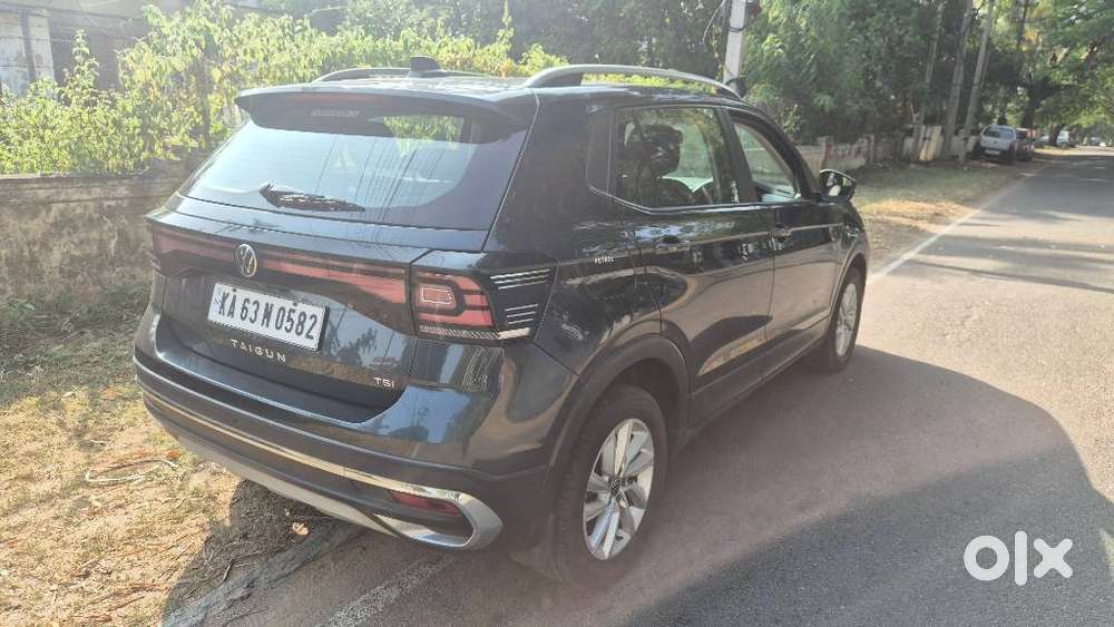 Volkswagen Taigun Highline Plus 1.0tsi At, 2022, Petrol