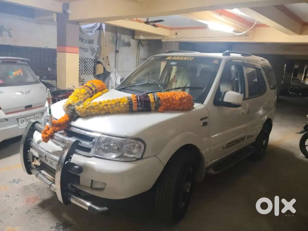 Tata Safari