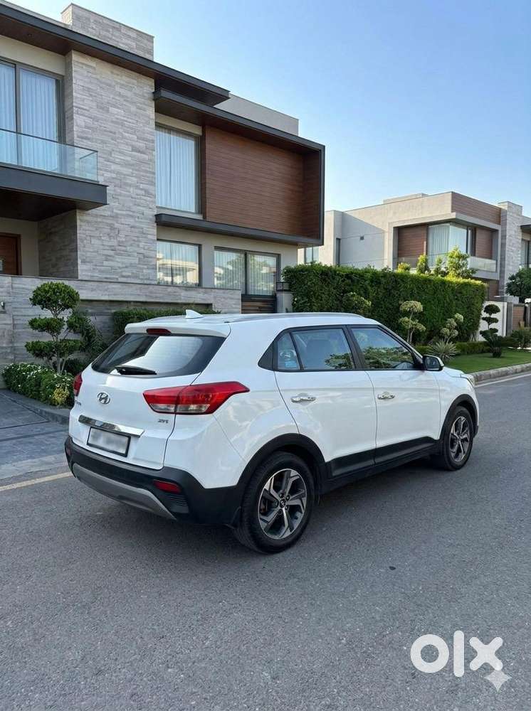 Hyundai Creta 2018 Diesel Well Maintained, Doctor Owned.