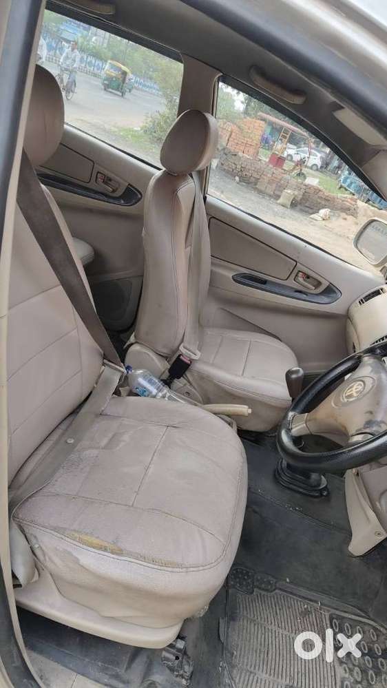 Toyota Innova 2.5 Vx 8 Str Bs-iii, 2007, Diesel