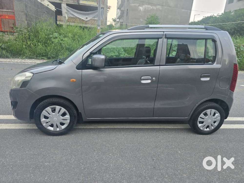 Maruti Suzuki Wagon R 1.0 Vxi Amt, 2017, Petrol