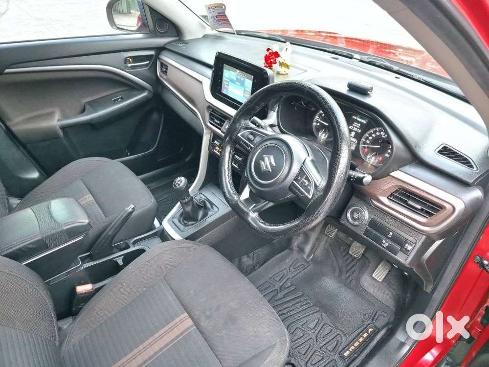 Maruti Suzuki Brezza 1.5 Zxi Cng, 2024, Cng & Hybrids