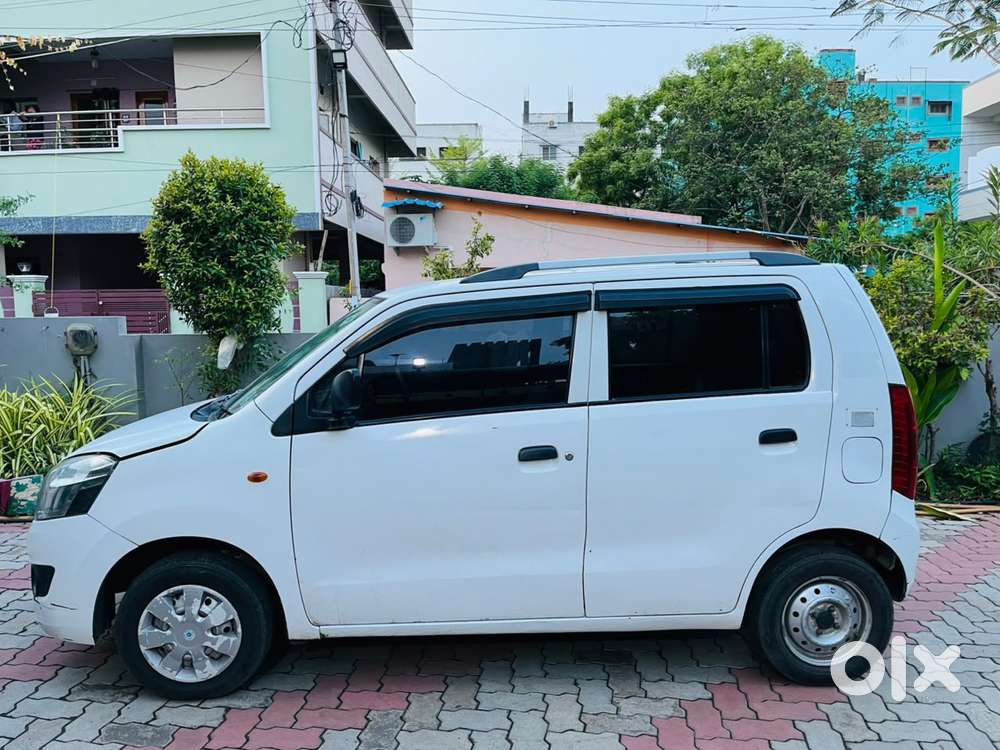 Maruti Suzuki Dzire 1.2 Zxi Plus Amt, 2023, Cng & Hybrids